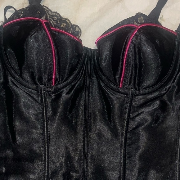 Frederick’s of Hollywood Satin Corset Lace Size 34 - Picture 4 of 7